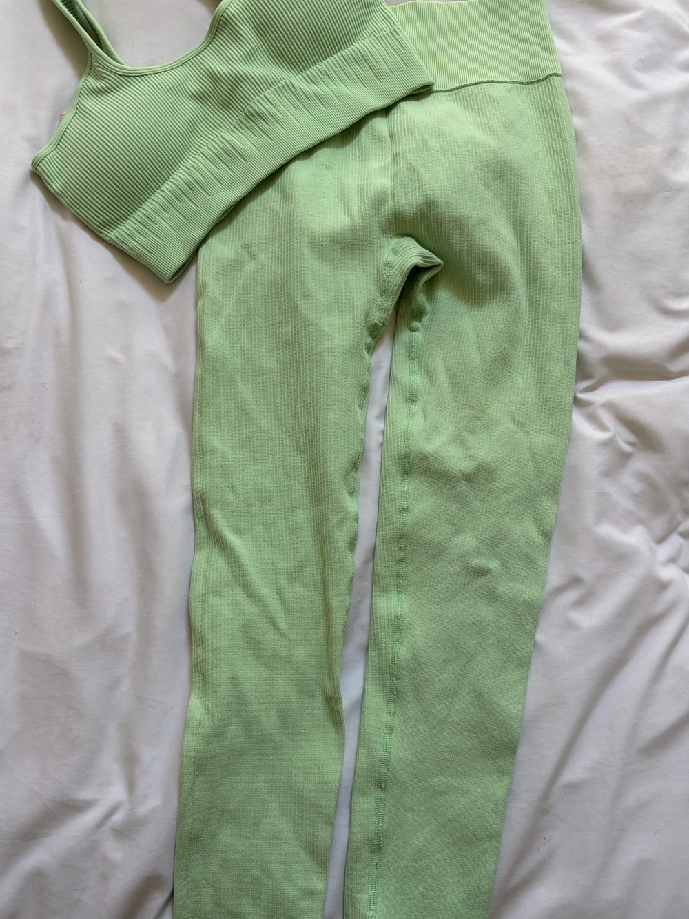 Seamless Ribbed Kids Leggings in Light Green